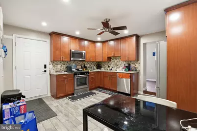 2533 W Girard Avenue, Philadelphia, PA 19130 - Photo 30