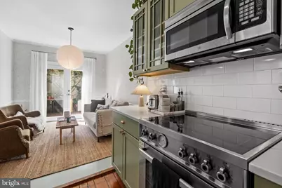 822 N Lecount Street, Philadelphia, PA 19130 - Photo 10