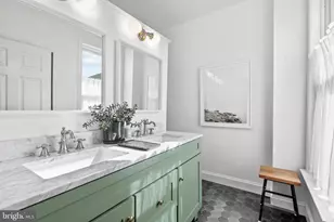 822 N Lecount St, Philadelphia, PA 19130 - Photo 22