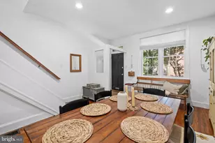 822 N Lecount St, Philadelphia, PA 19130 - Photo 16