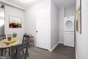 2316 N Myrtlewood St, Philadelphia, PA 19132 - Photo 10