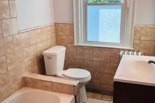 366 Sharpnack St, Philadelphia, PA 19119 - Photo 14