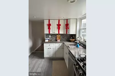 2061 E Hagert Street, Philadelphia, PA 19125 - Photo 2