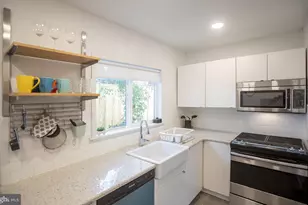 3362 Frederick St, Philadelphia, PA 19129 - Photo 8