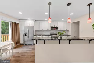 105 Rennard Terrace, Philadelphia, PA 19116 - Photo 2