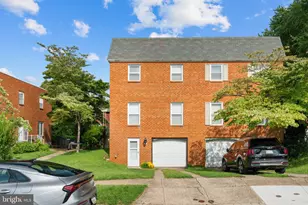 105 Rennard Terrace, Philadelphia, PA 19116 - Photo 2