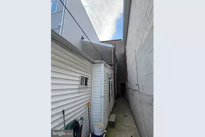 1241 E Palmer Street, Philadelphia, PA 19125 - Photo 10
