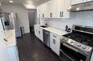 307 Friendship St, Philadelphia, PA 19111 - Photo 8
