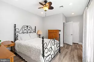 650 N 8th St, Philadelphia, PA 19123 - Photo 16