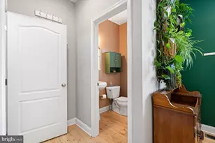 650 N 8th St, Philadelphia, PA 19123 - Photo 10