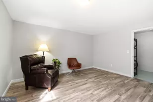 650 N 8th St, Philadelphia, PA 19123 - Photo 26