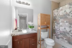 650 N 8th St, Philadelphia, PA 19123 - Photo 18