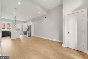 907 Emily St, Philadelphia, PA 19148 - Photo 4