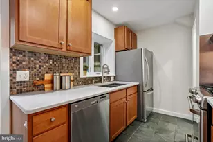 1932 Kater St, Philadelphia, PA 19146 - Photo 6