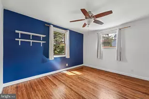915 Lomond Ln, Philadelphia, PA 19128 - Photo 16