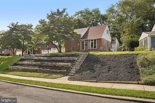 915 Lomond Ln, Philadelphia, PA 19128 - Photo 1