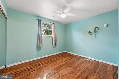 915 Lomond Lane, Philadelphia, PA 19128 - Photo 18