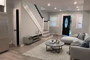 5625 Crowson, Philadelphia, PA 19144 - Photo 2