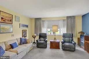 1243 Stanwood St, Philadelphia, PA 19111 - Photo 4
