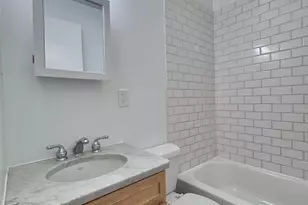 1916 Christian St, Philadelphia, PA 19146 - Photo 12