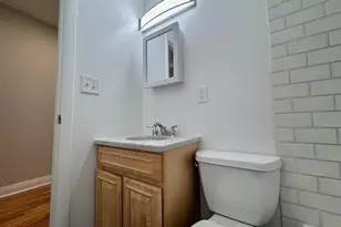1916 Christian St, Philadelphia, PA 19146 - Photo 12
