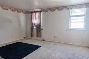 9922 S Canterbury Rd, Philadelphia, PA 19114 - Photo 12