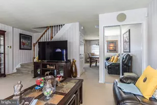 12715 Medford Rd, Philadelphia, PA 19154 - Photo 8