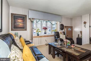 12715 Medford Rd, Philadelphia, PA 19154 - Photo 6