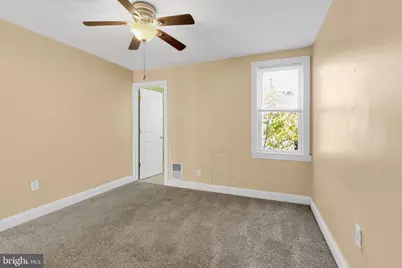 2041 E Arizona Street, Philadelphia, PA 19125 - Photo 16