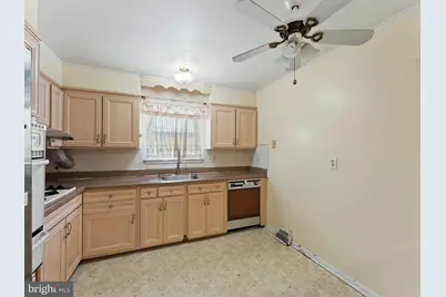 7747 Richard Street, Philadelphia, PA 19152 - Photo 8