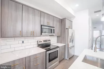 2110 N 7th Street, Philadelphia, PA 19122 - Photo 38