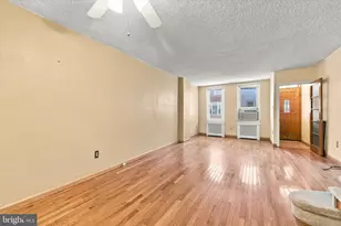 739 McClellan St, Philadelphia, PA 19148 - Photo 2