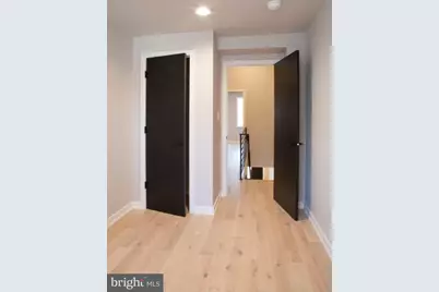 1238 S Warnock Street, Philadelphia, PA 19147 - Photo 12