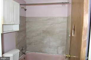 10712 Gifford Ave, Philadelphia, PA 19116 - Photo 8