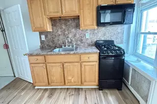 3004 Belgrade St, Philadelphia, PA 19134 - Photo 6