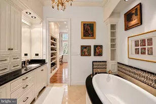 2015 Delancey Pl, Philadelphia, PA 19103 - Photo 32