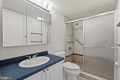 2001 Hamilton Street #2215, Philadelphia, PA 19130 - Photo 22
