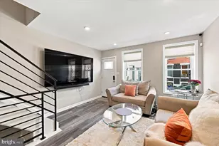 2036 Wilder St, Philadelphia, PA 19146 - Photo 4