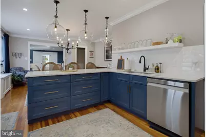 808 Manatawna Avenue, Philadelphia, PA 19128 - Photo 14