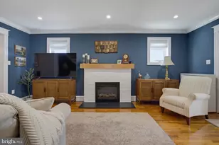 808 Manatawna Ave, Philadelphia, PA 19128 - Photo 6