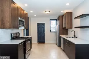 5729 Broomall St, Philadelphia, PA 19143 - Photo 4