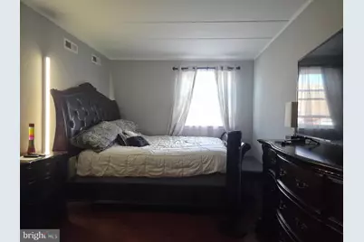 7737 Oxford Avenue, Philadelphia, PA 19111 - Photo 8