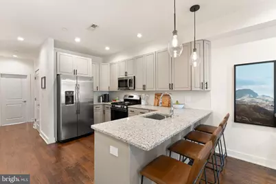 631 W Oxford Street #2, Philadelphia, PA 19122 - Photo 2