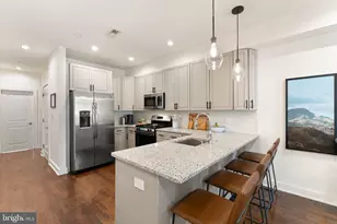 631 W Oxford St, Philadelphia, PA 19122 - Photo 2
