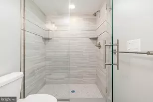 2304 N 9th St, Philadelphia, PA 19133 - Photo 16