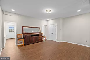 235 Hermitage St, Philadelphia, PA 19127 - Photo 8