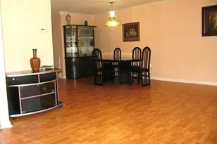 10671 Halstead St, Philadelphia, PA 19116 - Photo 2