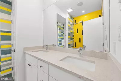 2300 E Dakota Street, Philadelphia, PA 19125 - Photo 16