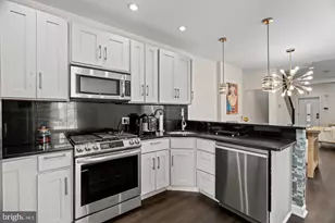 842 N 28th St, Philadelphia, PA 19130 - Photo 10