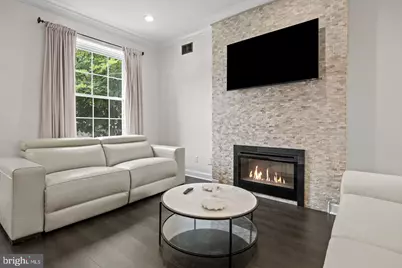 842 N 28th Street, Philadelphia, PA 19130 - Photo 6